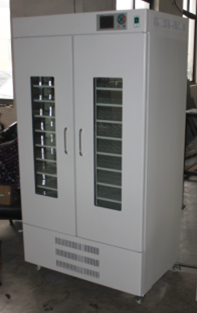 LHP-500智能恒温恒湿培养箱